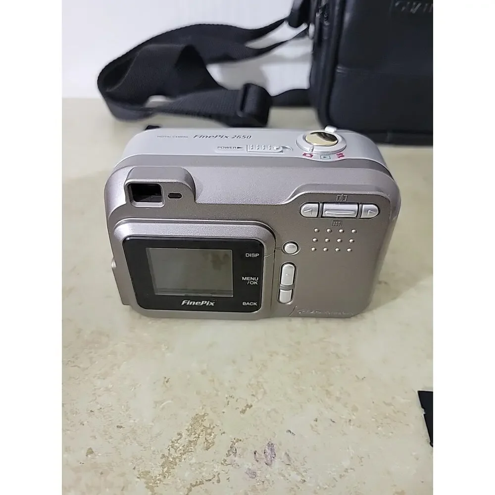 Fujifilm FinePix 2650 Digital Camera 2.0MP Tested And Works 2 SD Cards